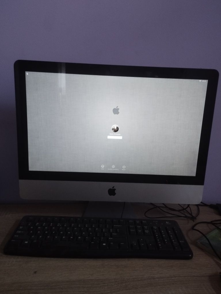 iMac  21 cali. 16 bg ram. procesor  i5