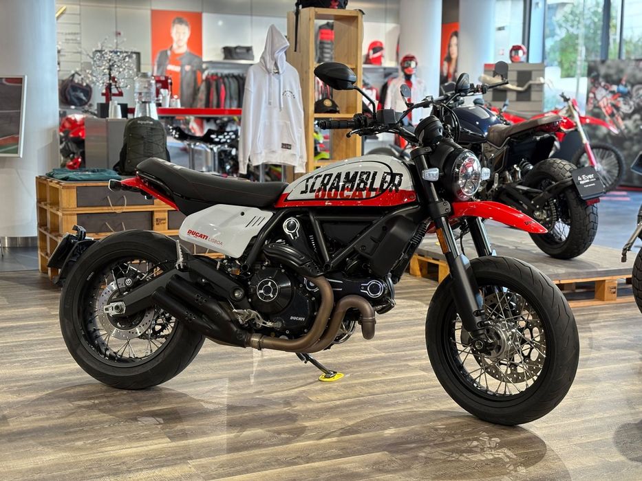 Ducati Scrambler  Uban Motard