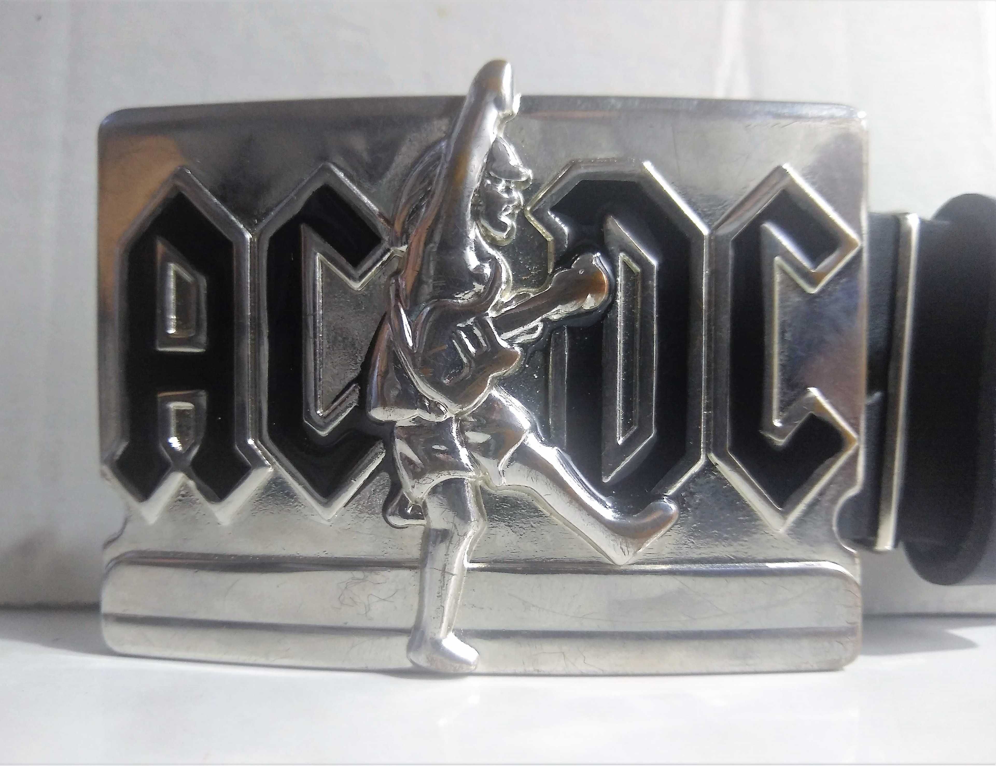 Aтpибутикa AC/DC