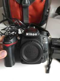 Дзеркальний фотоапарат Nikon D7000