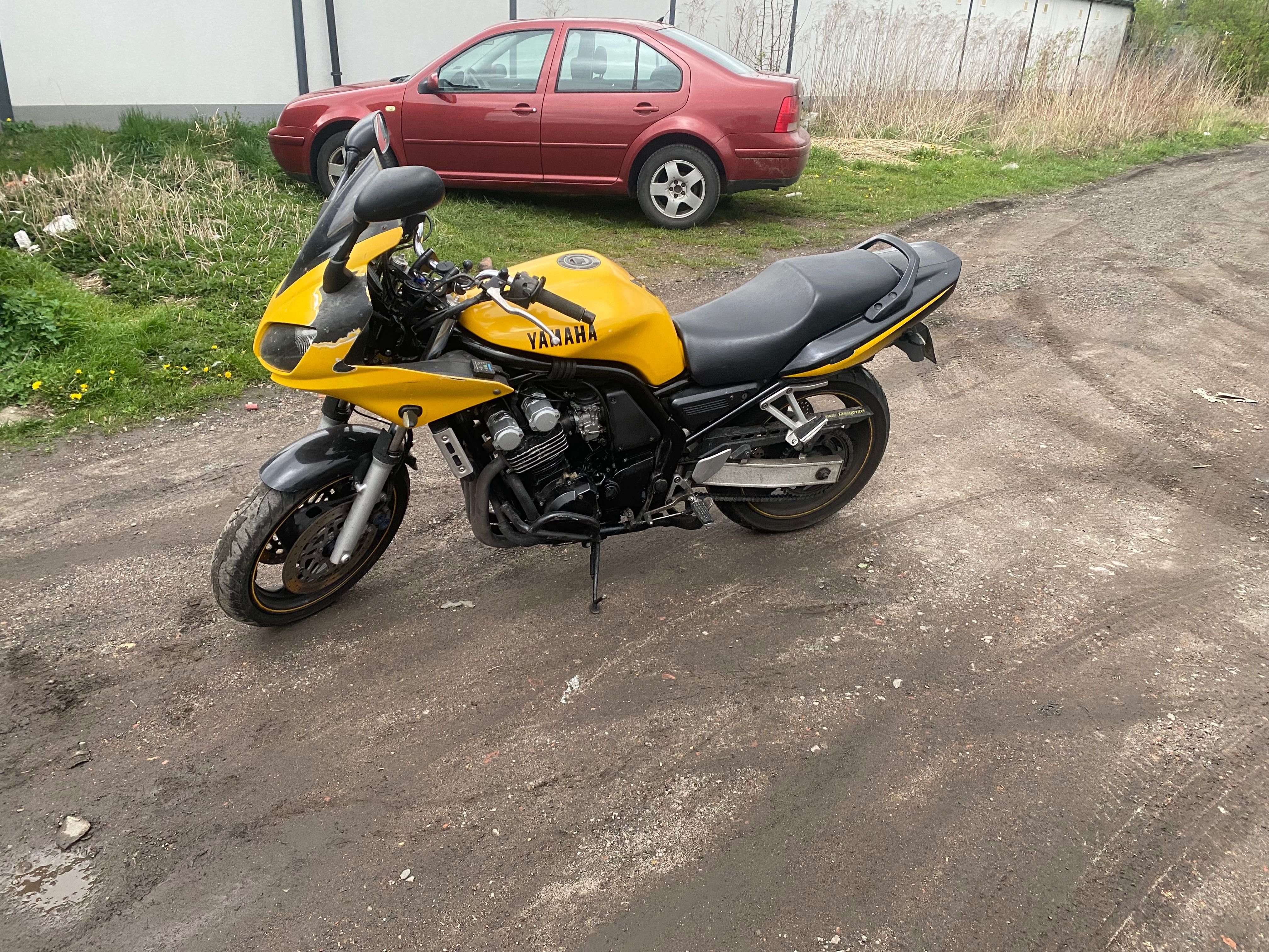 Yamaha Fazer 600