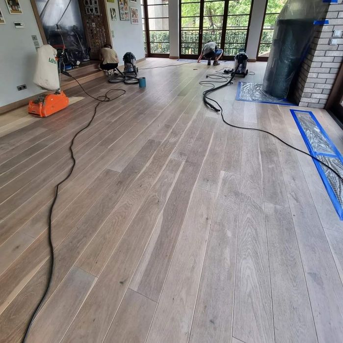 Cyklinowanie/Renowacja podłóg drewnianych/Laserowe usuwanie powłok