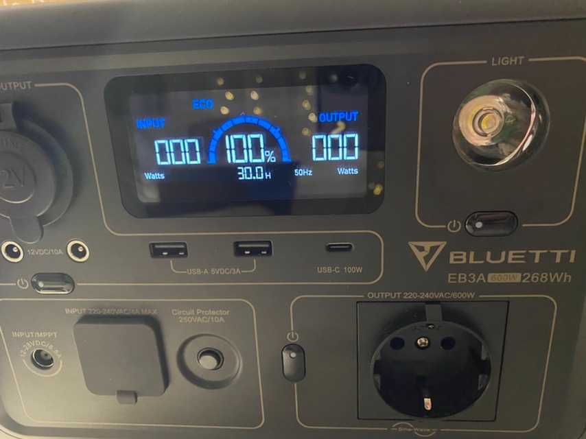 Bluetti EB3A в Наявності зарядна станція