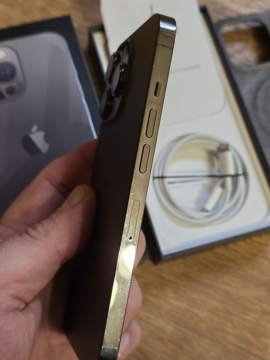 iPhone 13 Pro, 256 gb.