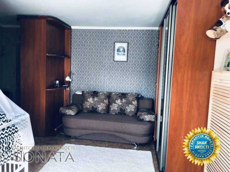 Продаж гарної квартири з ремонтом та меблями