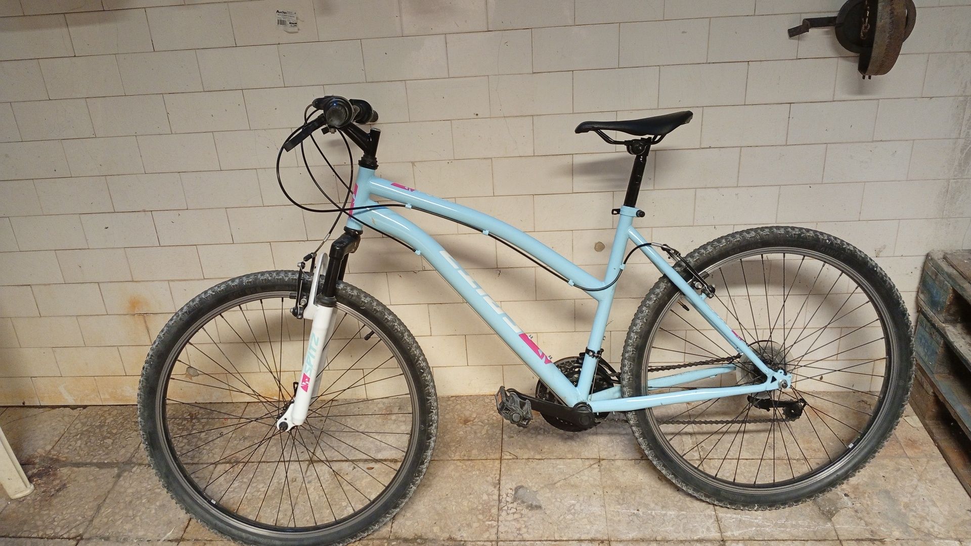 Bicicleta BTT senhora
