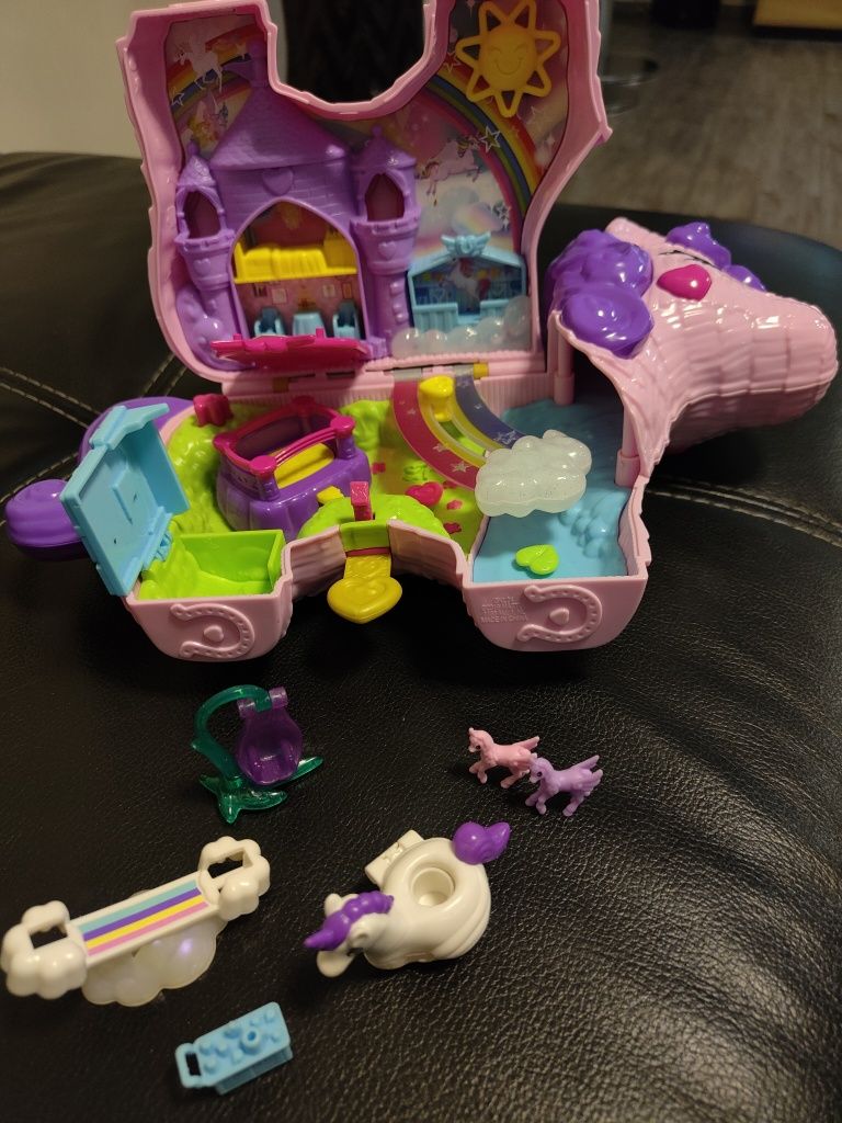 Polly Pocket Unicorn Party