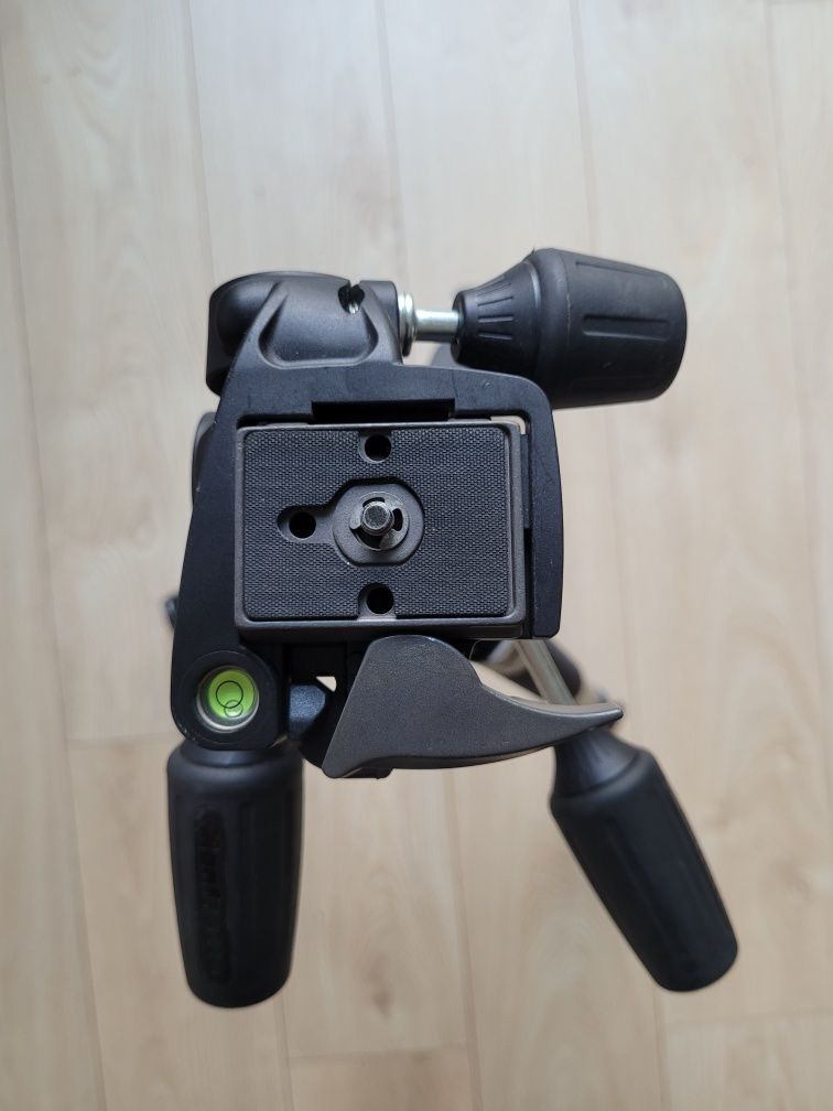 Statyw Manfrotto 055XPRO z głowicą 804RC2