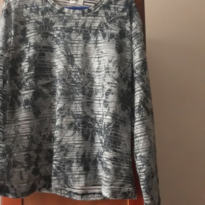 Sprzedam bluzkę damską