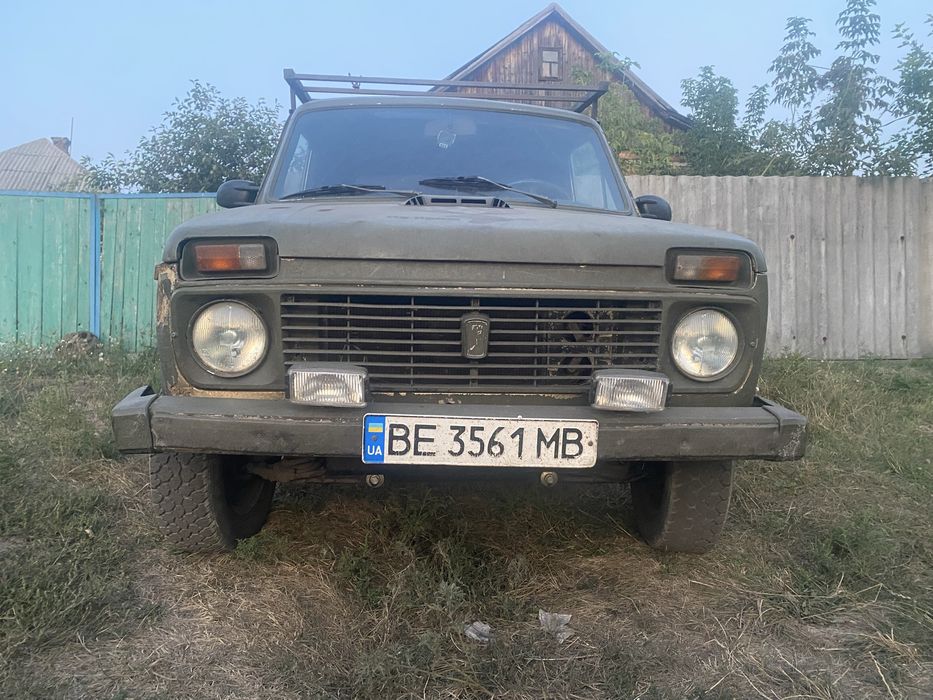 Продам авто Ниву 2121
