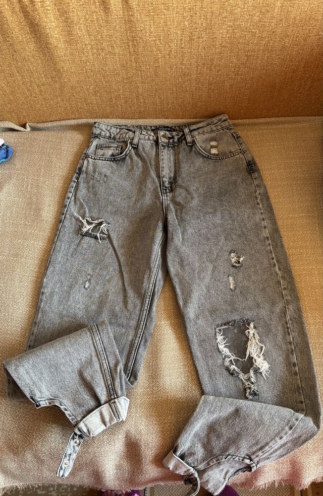 Продам серые джинсы