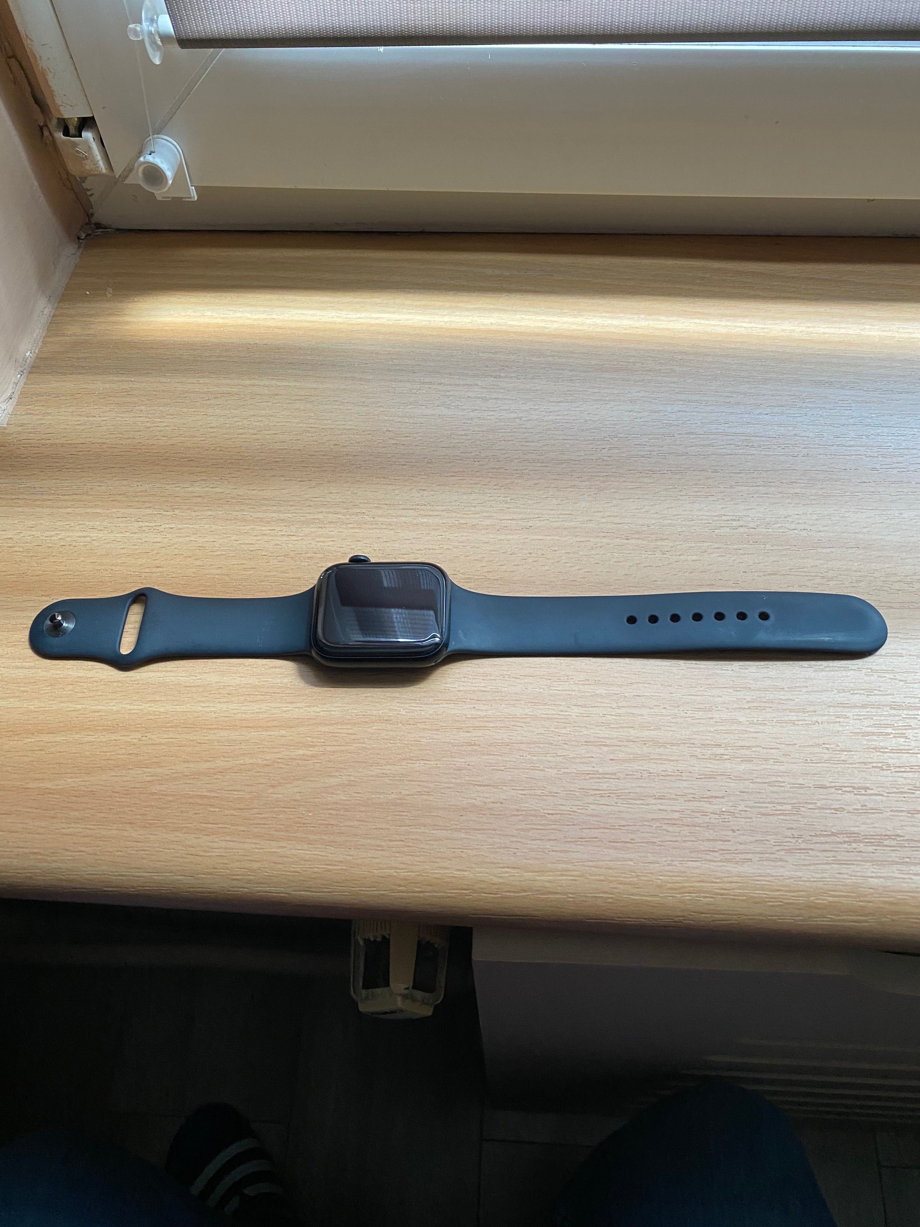 Apple Watch SE 2 44mm