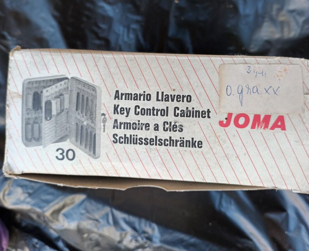 Armário Chaveiro Joma 30 NOVO