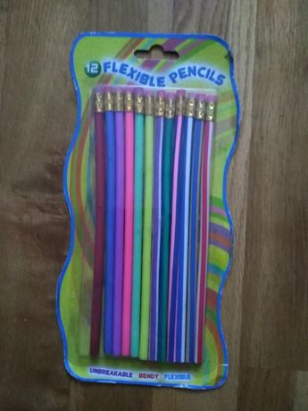 Elastyczne ołówki z gumy dla dzieci.