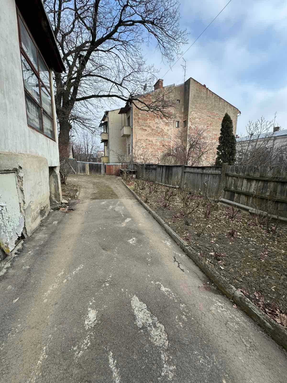 2 квартира під ремонт (р-н вул. Шевченка)