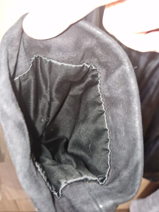 Шкіряна куртка жіноча,розміо 52-54 .