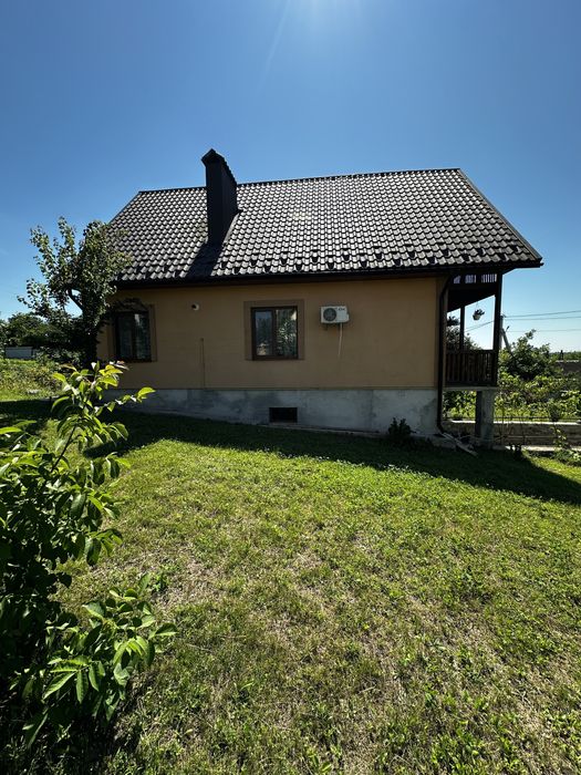 Продам затишний будинок в місті