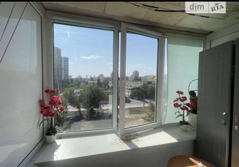 Оренда однокімнатної, Каунаська 16/1, Соцмісто