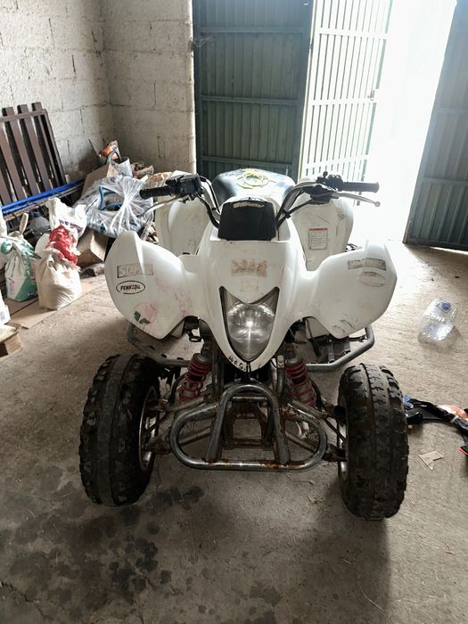 Moto 4 Suzuki 250