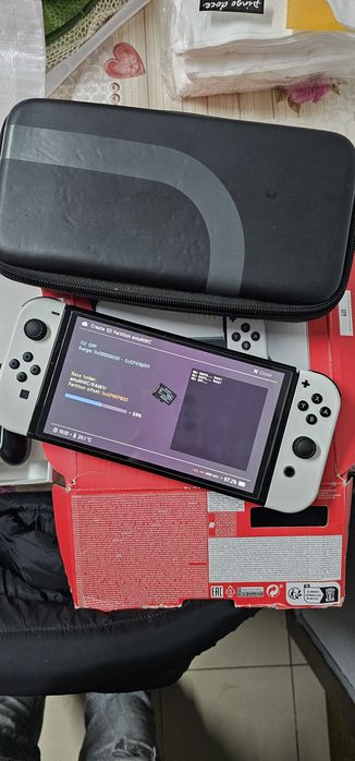 Nintendo switch Oled desbloqueada varios packs