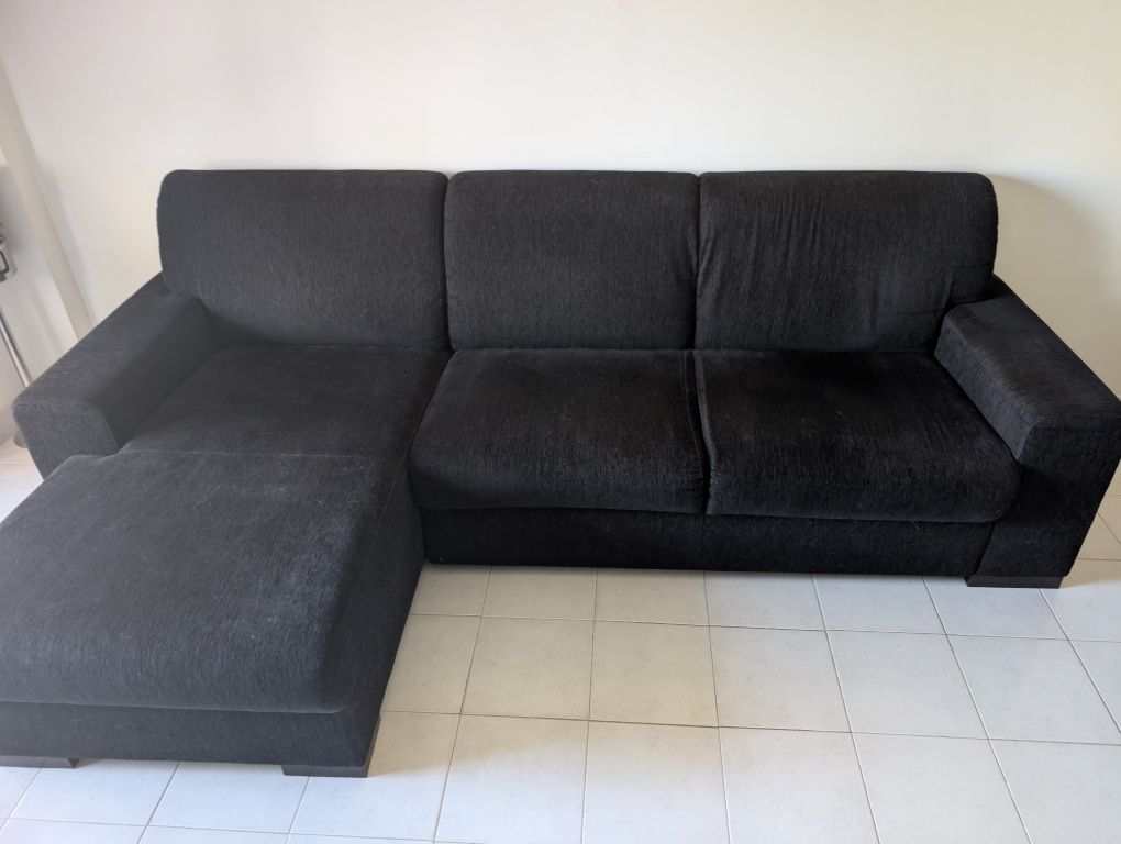 Sofá 2 lugares + Chaise Longue
