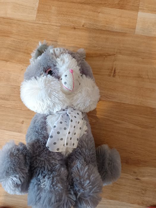 Nr336) maskotka przytulanka kotek kot siedzi