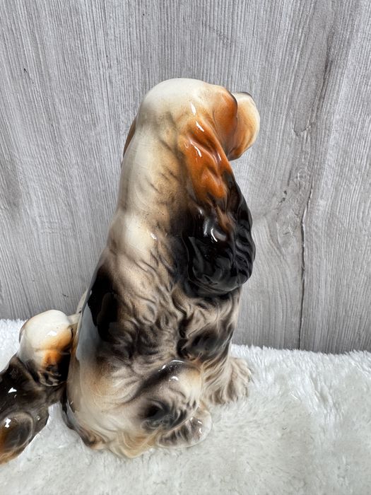 Porcelanowe figurki psów