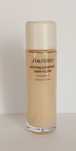 Shiseido Revitalessence Skin Glow Foundation