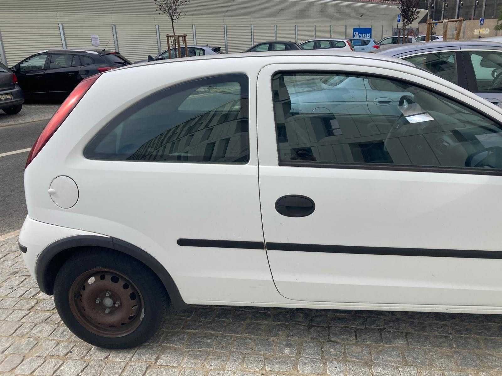 Opel Corsa comercial