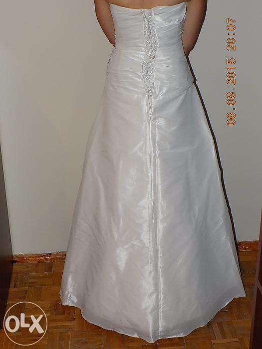 Piękna suknia ślubna rozm. 38