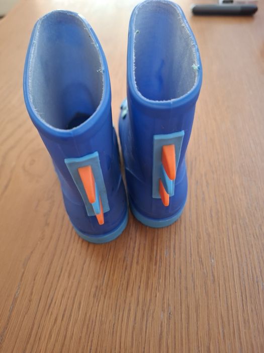 Sprzedam buty dziecięce