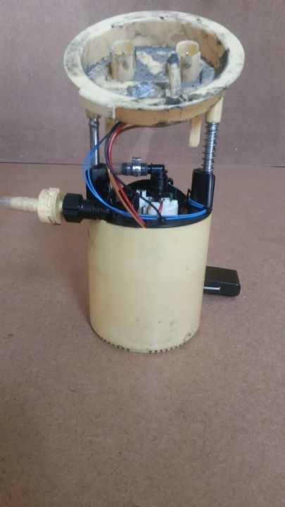 Bomba de deposito BMW E81 E82 E87 2.0D