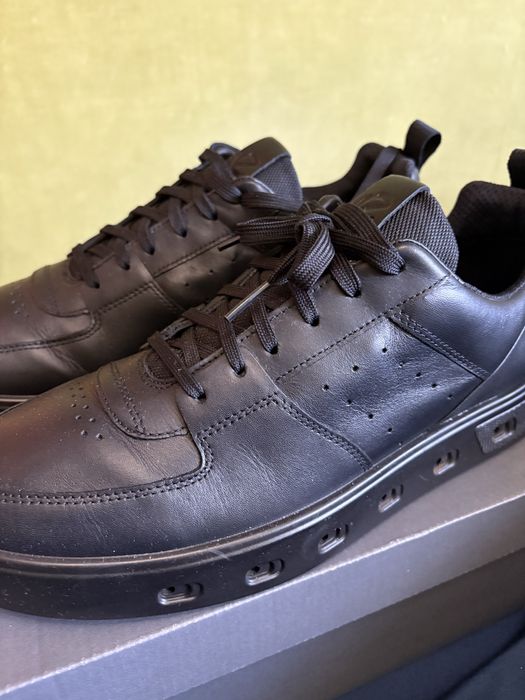 Продам чоловічі кросівки Ecco street 720 розмір 43