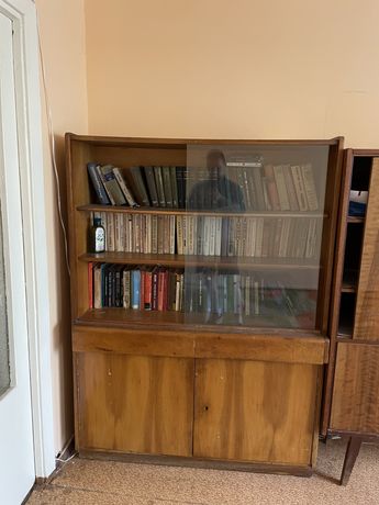Книжный шкаф бесплатно