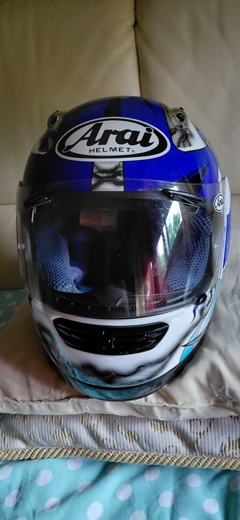 Capacete Arai Quantun--0kada