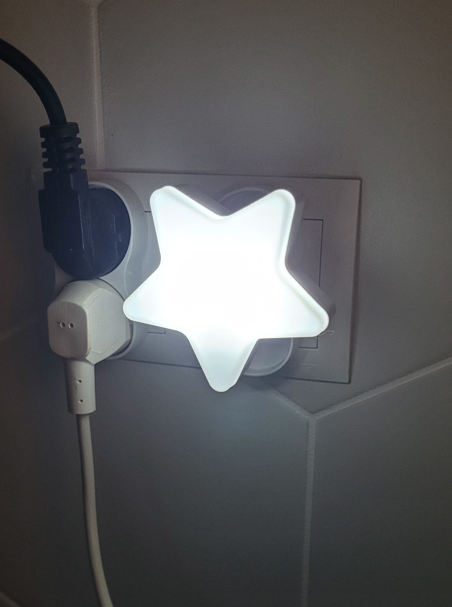 Lampka do pokoju dziecięcego Led Gwiazdka