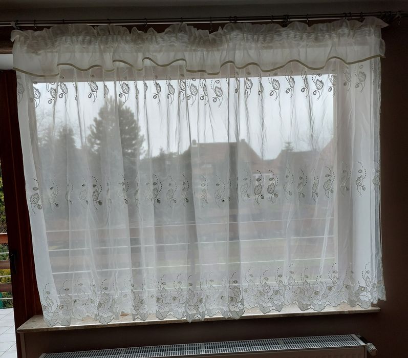 Firanka  woal haftowana