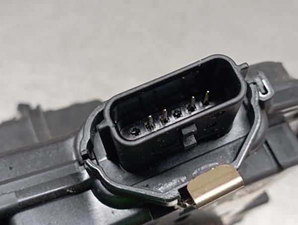 Fechadura / fecho porta trás direito RENAULT Clio V (BF_)