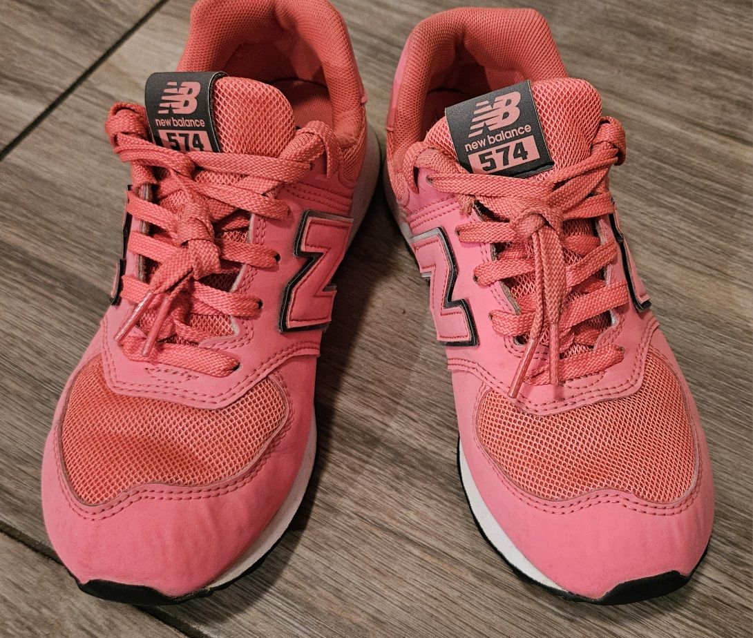 Buty New Balance 574 sneakersy r36