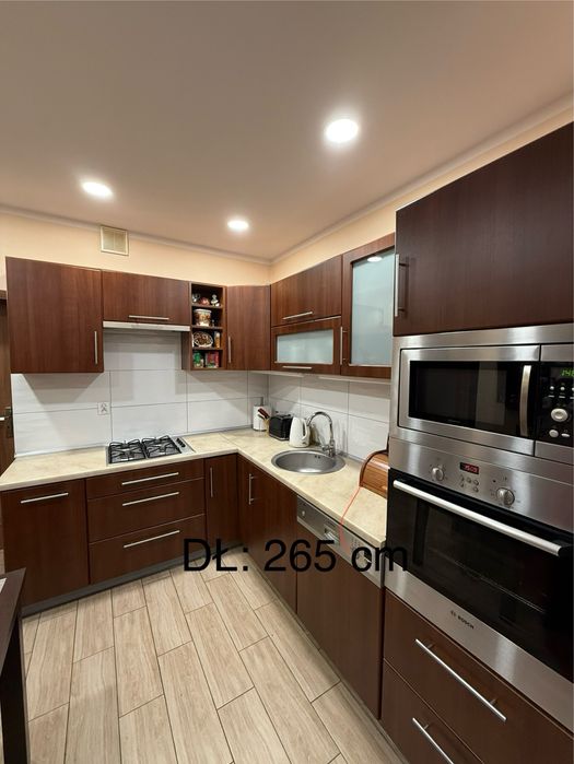 Meble kuchenne wraz z AGD w zabudowie