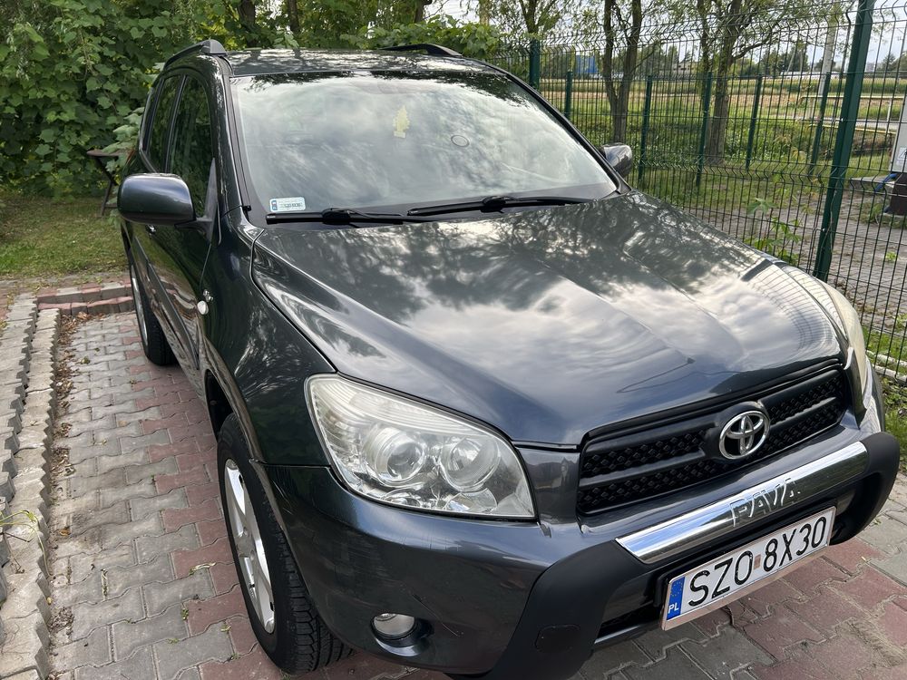 Toyota rav 4 D4D 2:2 diesel 2006r. Tanio
