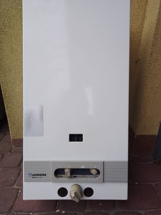 Junkers Bosch WR 275-1 KP Gazowy grzejnik wody przepływowej