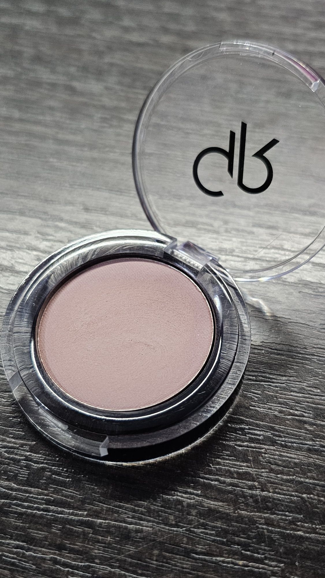 Golden Rose, Soft Color - Matte Mono Eyeshadow, 05. Pojedynczy cień