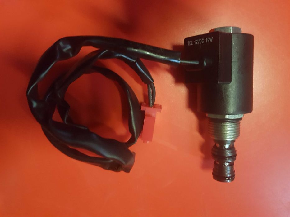 Elektrozawór NEW HOLLAND  CASE  516462.8