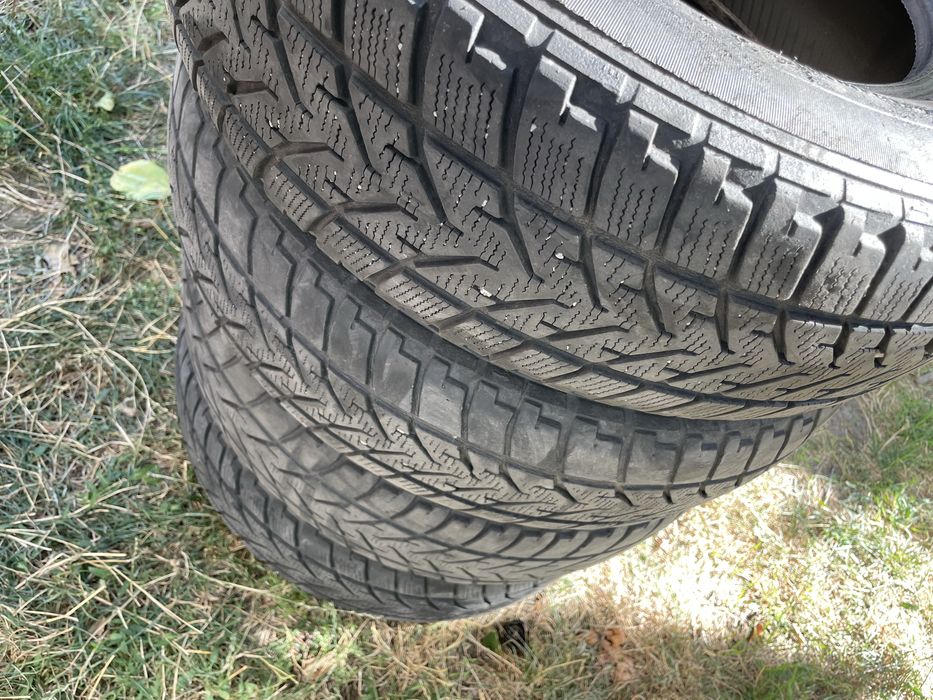 Шини зимові 175/70 r13 б/в. Ціна за 4 шт.
