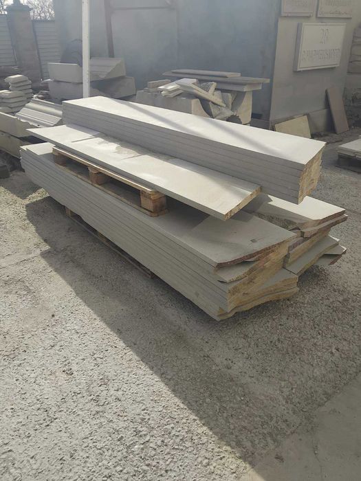 Майстри з каменем пісковиком сходи доріжки мангали альтанки обмостки