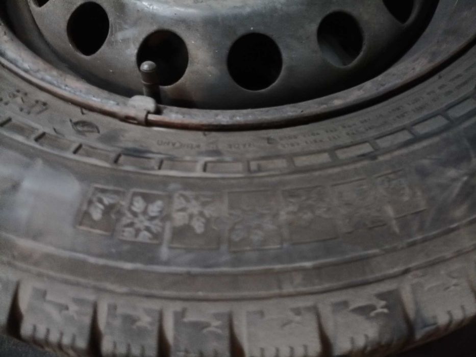 Шина Nokian WR C Van 195/70 R15C 104/102SКомпл- цена за штуку). Зима
