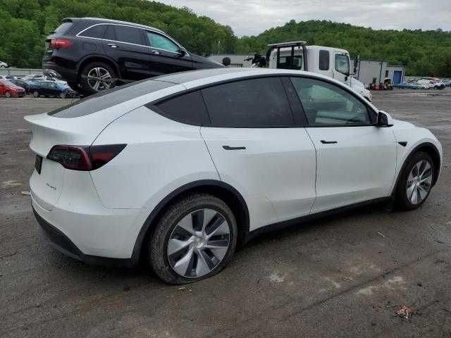 Tesla Model Y 2023 Тесла