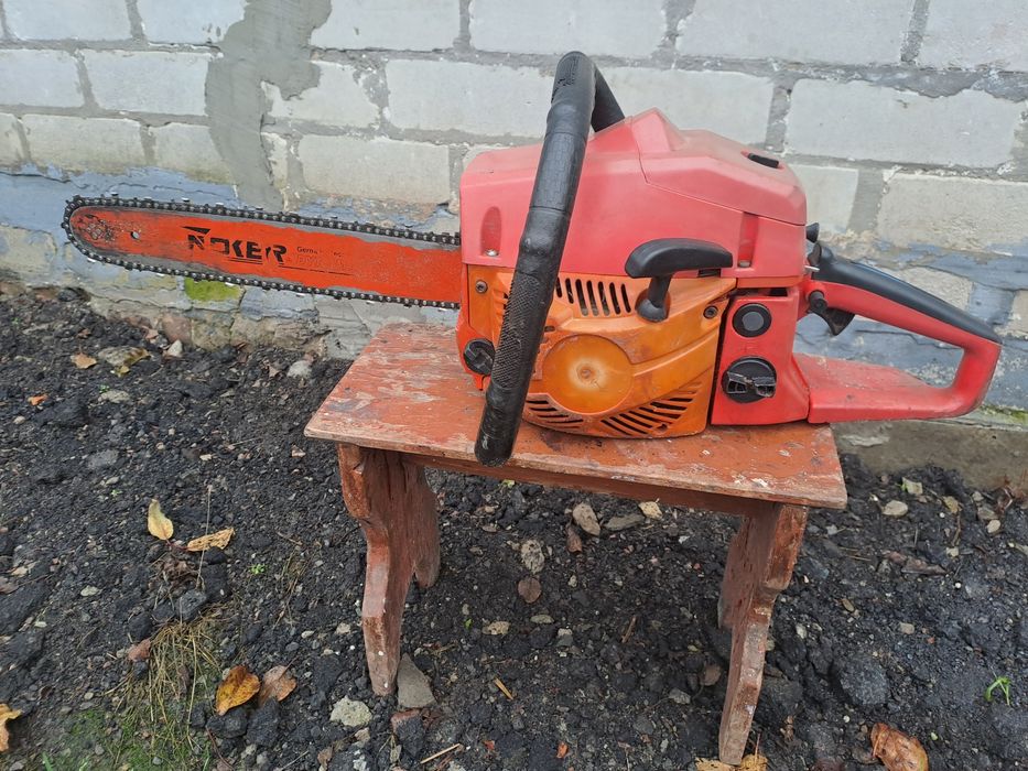 Продам бензопилу
