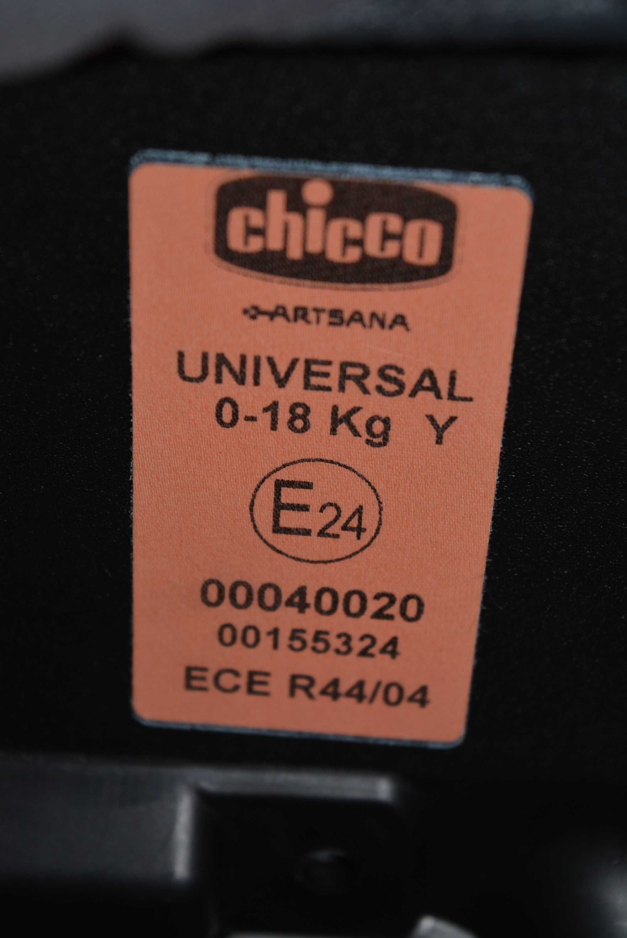Автокресло Chicco Artsana universal 0-18 kg